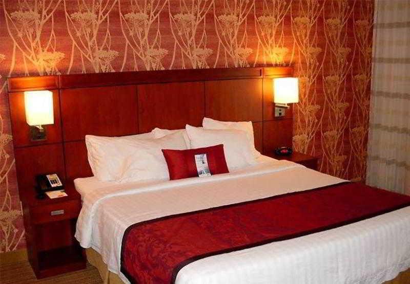 Hotel Courtyard By Marriott Waldorf Zewnętrze zdjęcie
